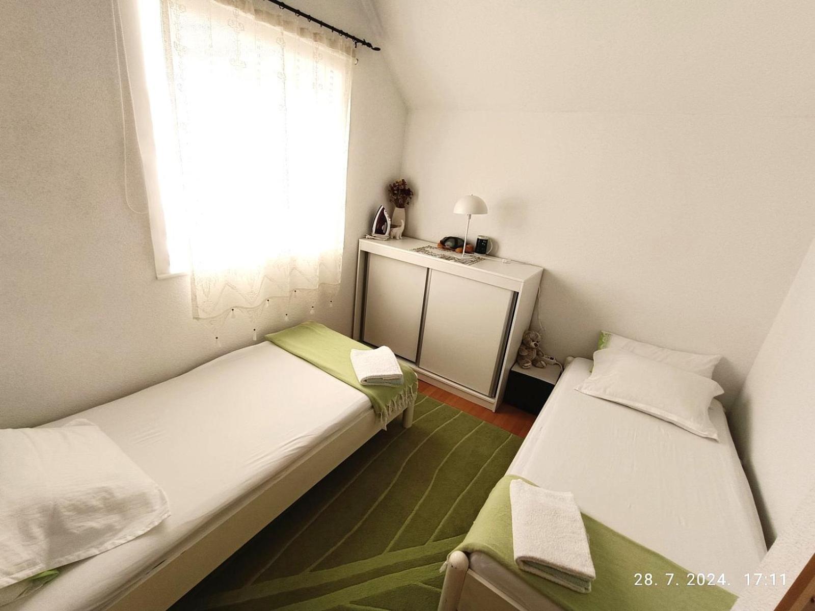 Vacation Home "Cehic" Kulen Vakuf Extérieur photo